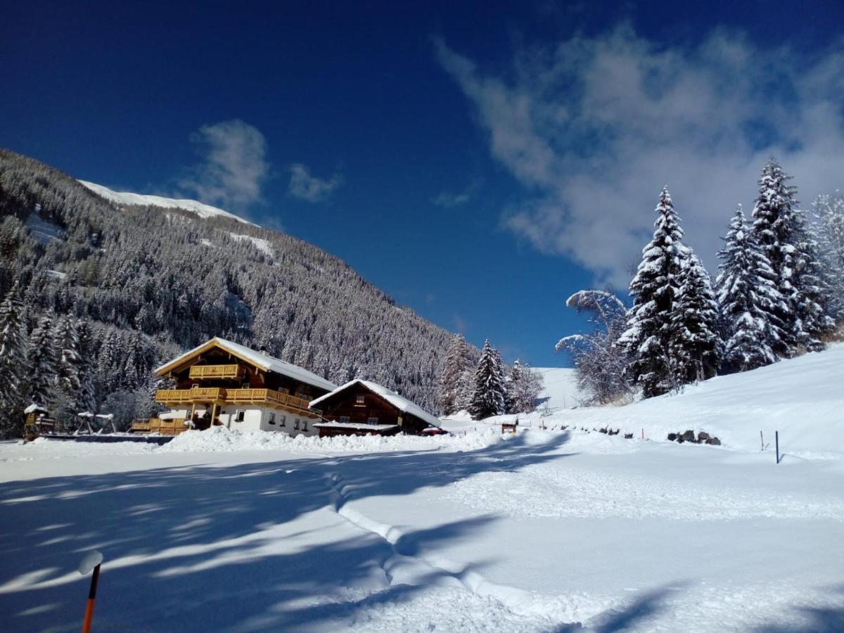 Bed & Breakfast Dolomiti Bey Haus Pinter Assling Eksteriør billede