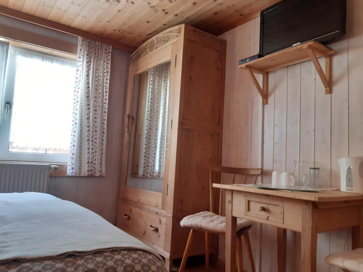 Bed & Breakfast Dolomiti Bey Haus Pinter Assling Eksteriør billede