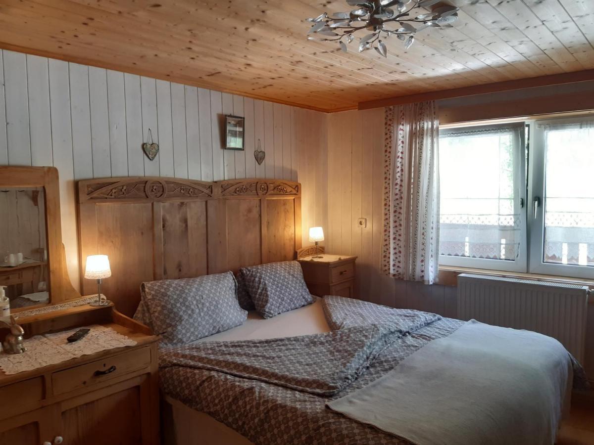 Bed & Breakfast Dolomiti Bey Haus Pinter Assling Eksteriør billede